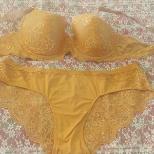 Bra & Panties
